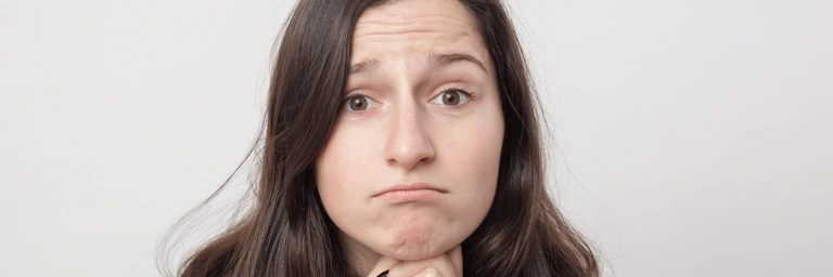 Nos freins pour éradiquer le désordre chez nous : pourquoi restez-vous seul face au désordre de votre maison ? Identifiez vos freins pour accepter de l'aide et découvrez comment les surmonter efficacement.